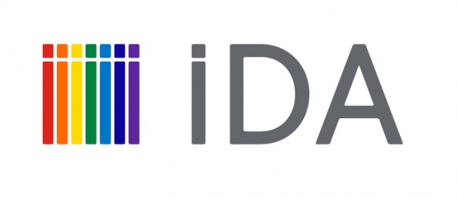 iDAのロゴ